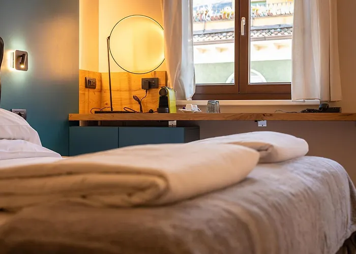 Hotel Lago Di Garda
