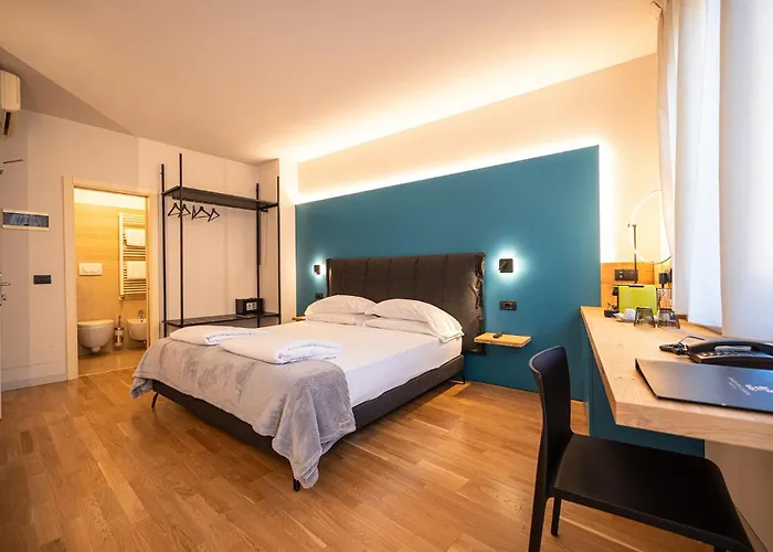 Hotel Lago Di Garda